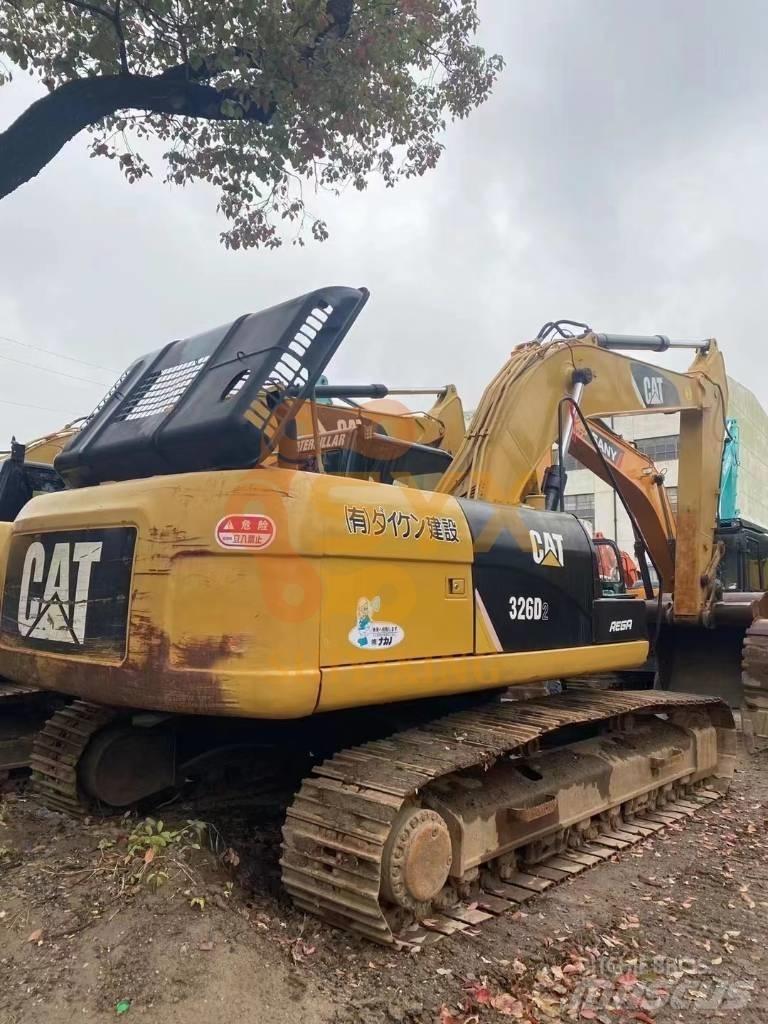 CAT 326 D2 Excavatoare pe șenile
