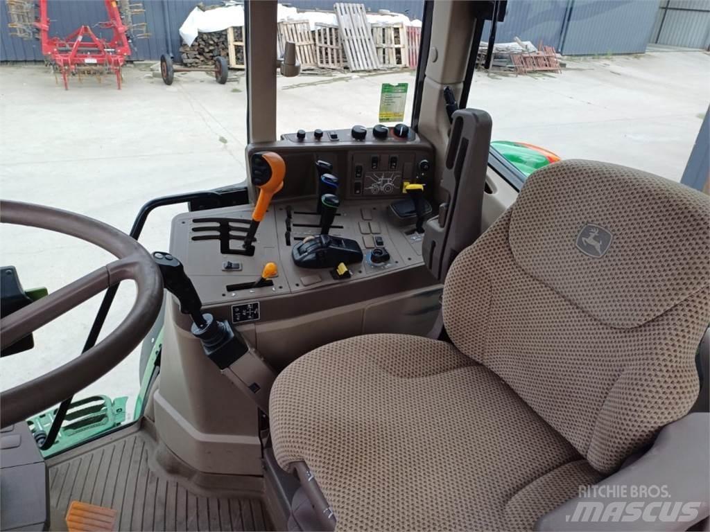 John Deere 6115 M Tractoare