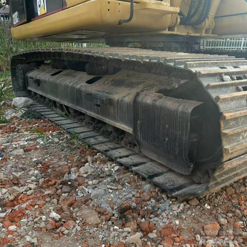 CAT 320 C Excavatoare pe șenile
