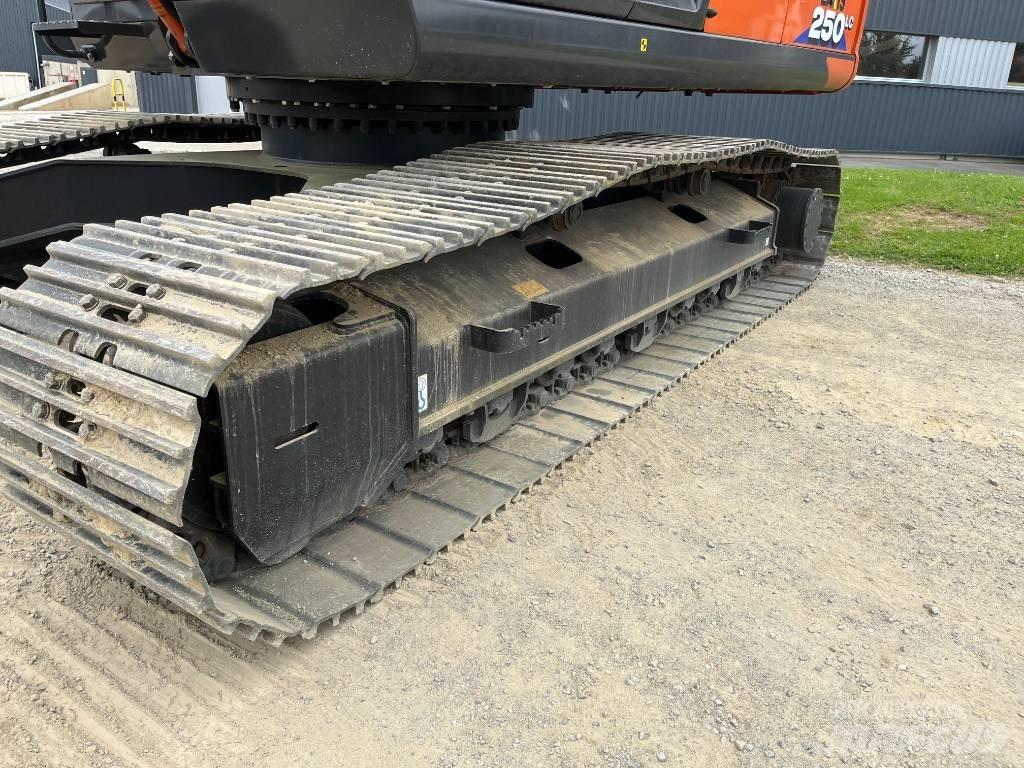 Hitachi ZX250LC-6 Excavatoare pe șenile
