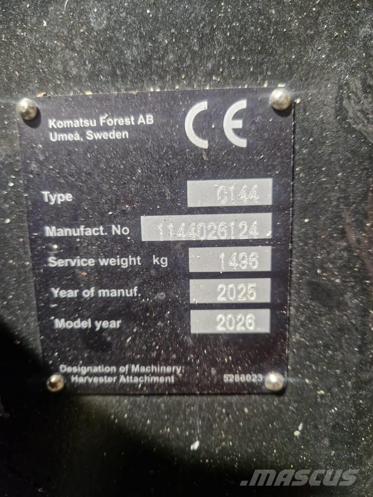 Komatsu C 144 Capete pentru culegatoare