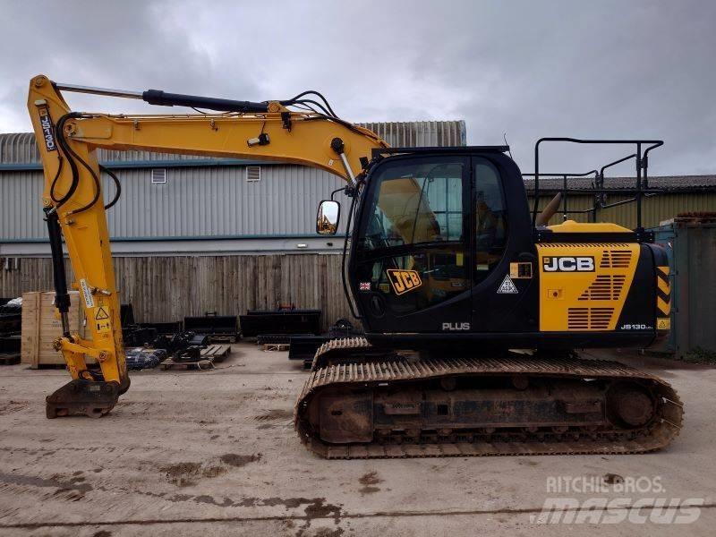 JCB JS 130 LC Excavatoare pe șenile
