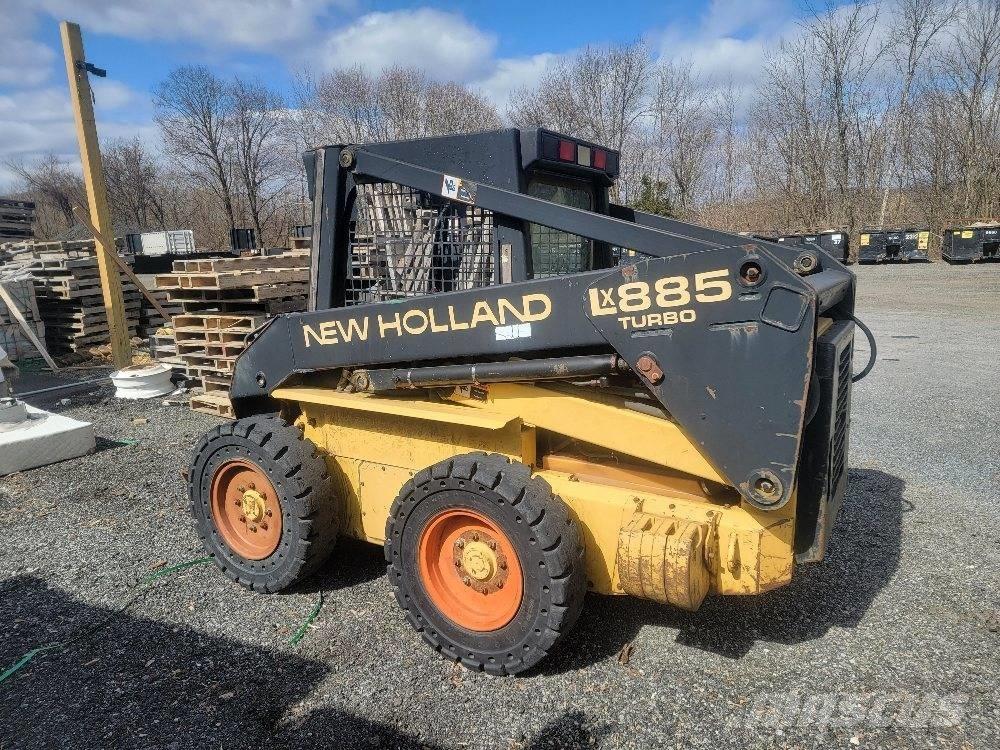 New Holland LX 885 Mini incarcator