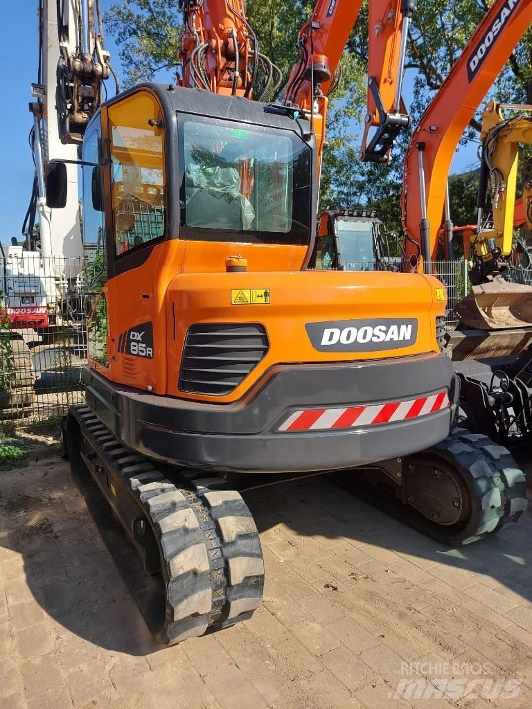 Doosan DX 85 R-3 Excavatoare 7t - 12t