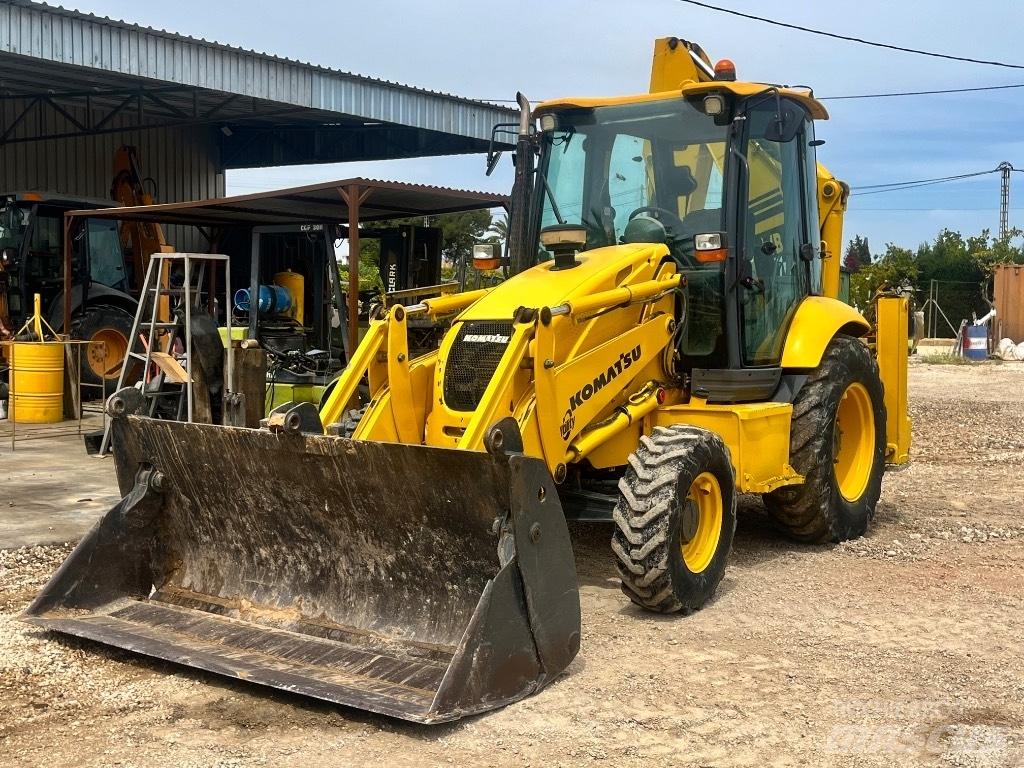 Komatsu WB 97 R-5 Buldoexcavatoare