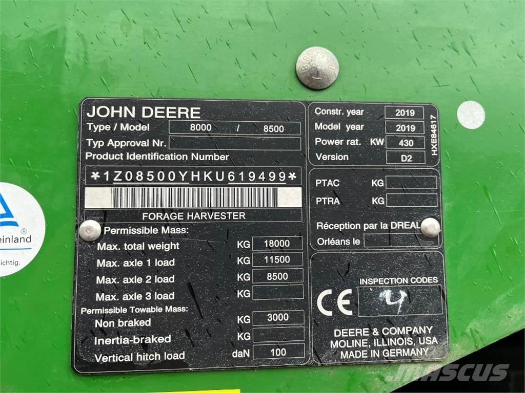 John Deere 8500 Culegatoare de nutret