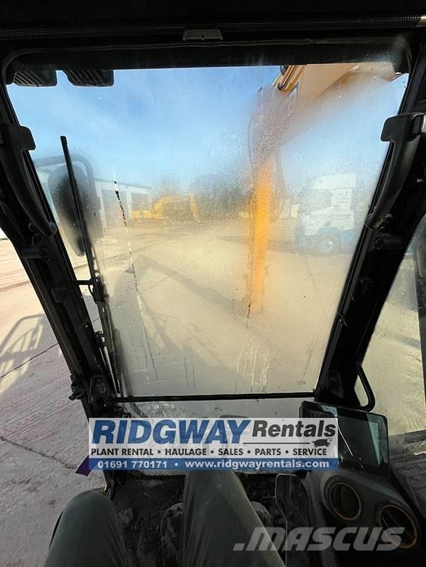 JCB JS 131 LC Excavatoare pe șenile
