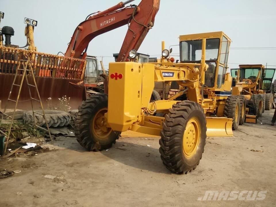 Komatsu GD 623 Gredere