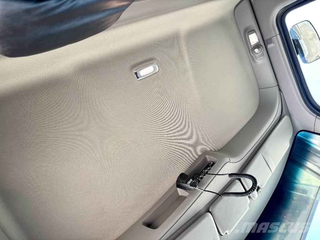 Peterbilt 567 Autotractoare