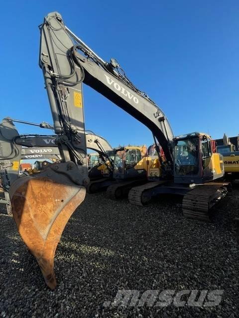Volvo EC220EL Excavatoare pe șenile
