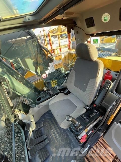 Volvo EC220EL Excavatoare pe șenile
