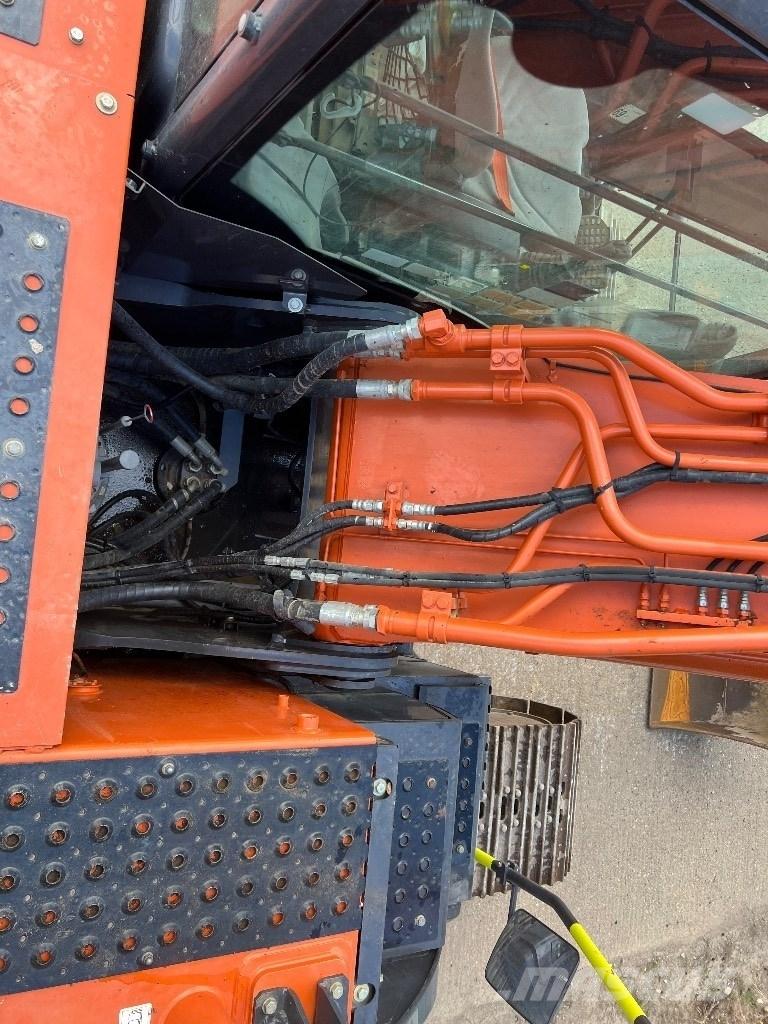 Hitachi zx210-6 Excavatoare pe șenile

