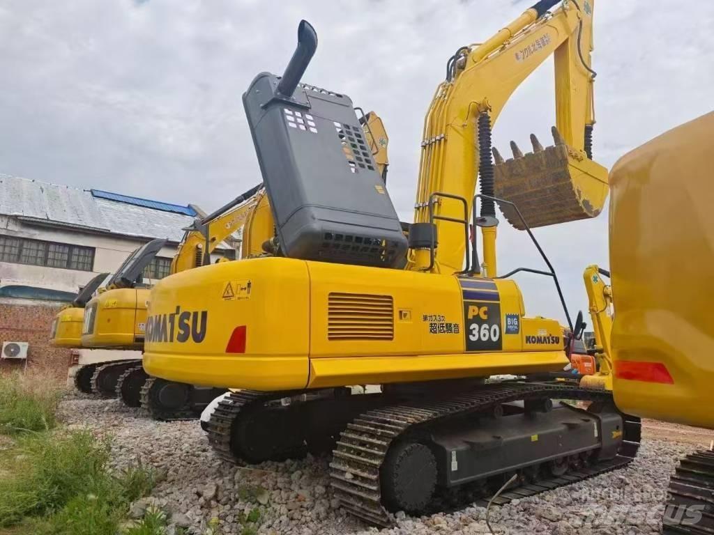 Komatsu 360-8 Excavatoare pe șenile
