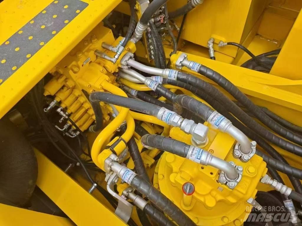 Komatsu 360-8 Excavatoare pe șenile
