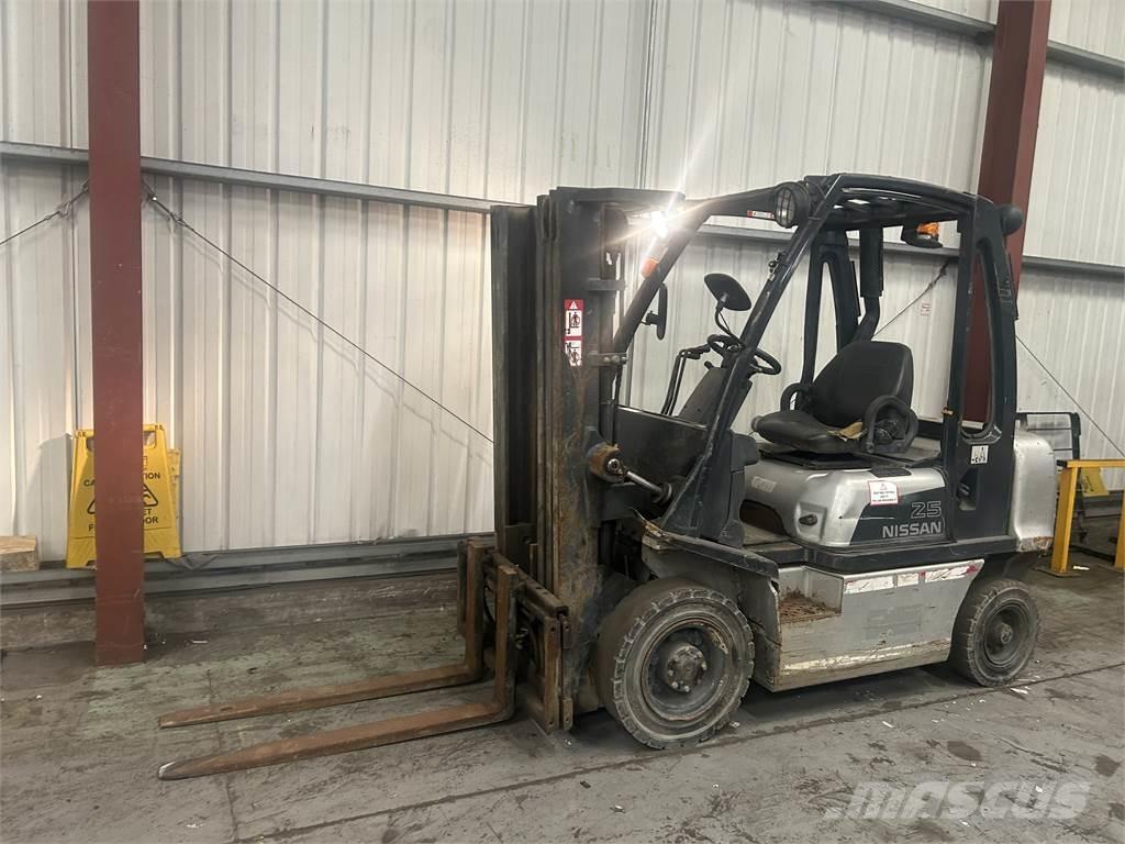 Nissan FD02A25Q Stivuitor diesel