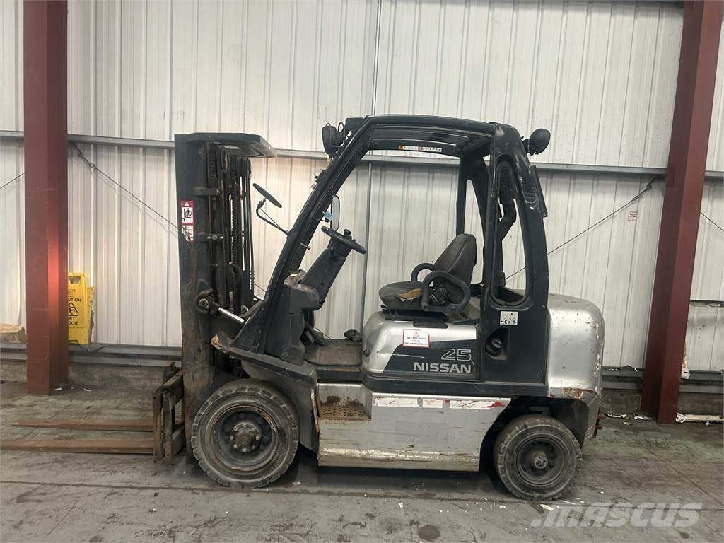 Nissan FD02A25Q Stivuitor diesel