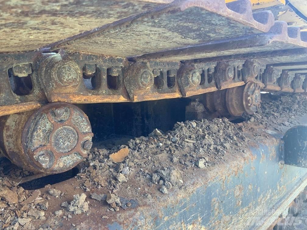 JCB 140X LC Excavatoare pe șenile
