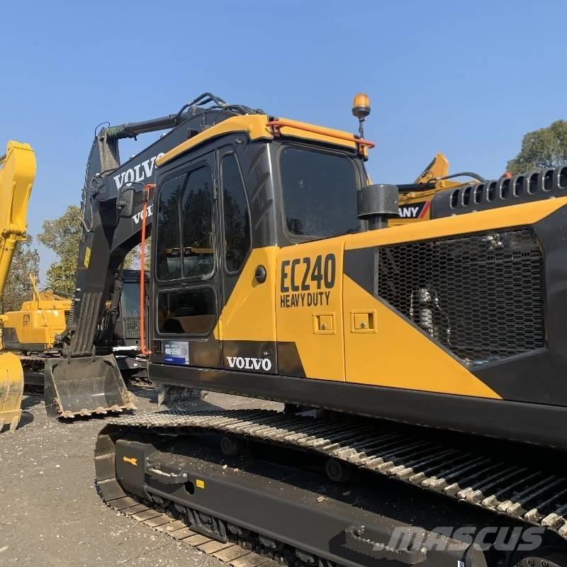 Volvo EC 240 Excavatoare pe șenile
