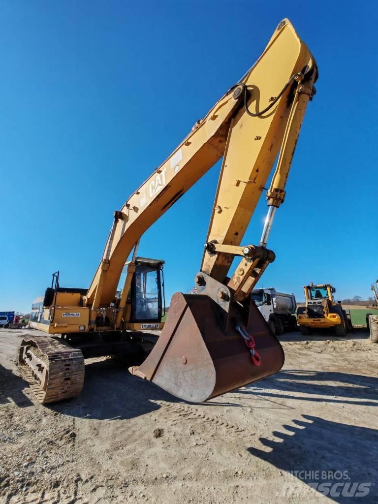 CAT 325 LN Excavatoare pe șenile
