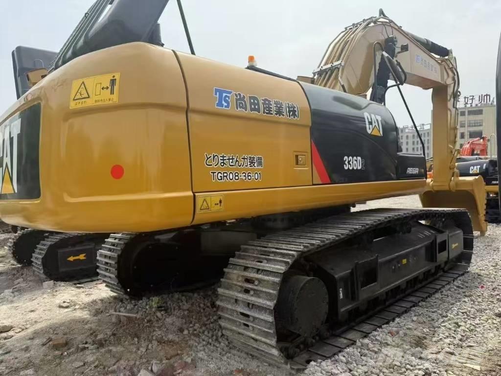 CAT 336D Excavatoare pe șenile
