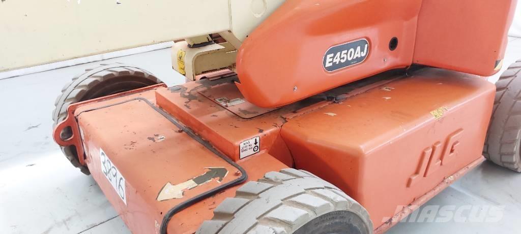 JLG E 450 AJ Nacele cu brat articulat