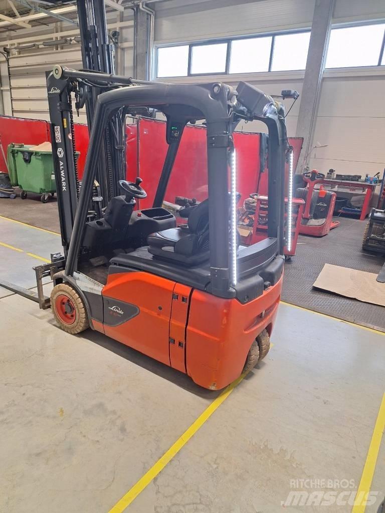 Linde E16 Stivuitor electric