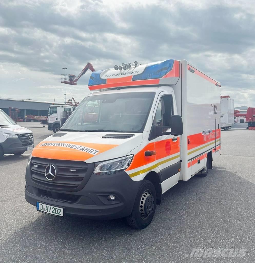 Mercedes-Benz 100 D Ambulante