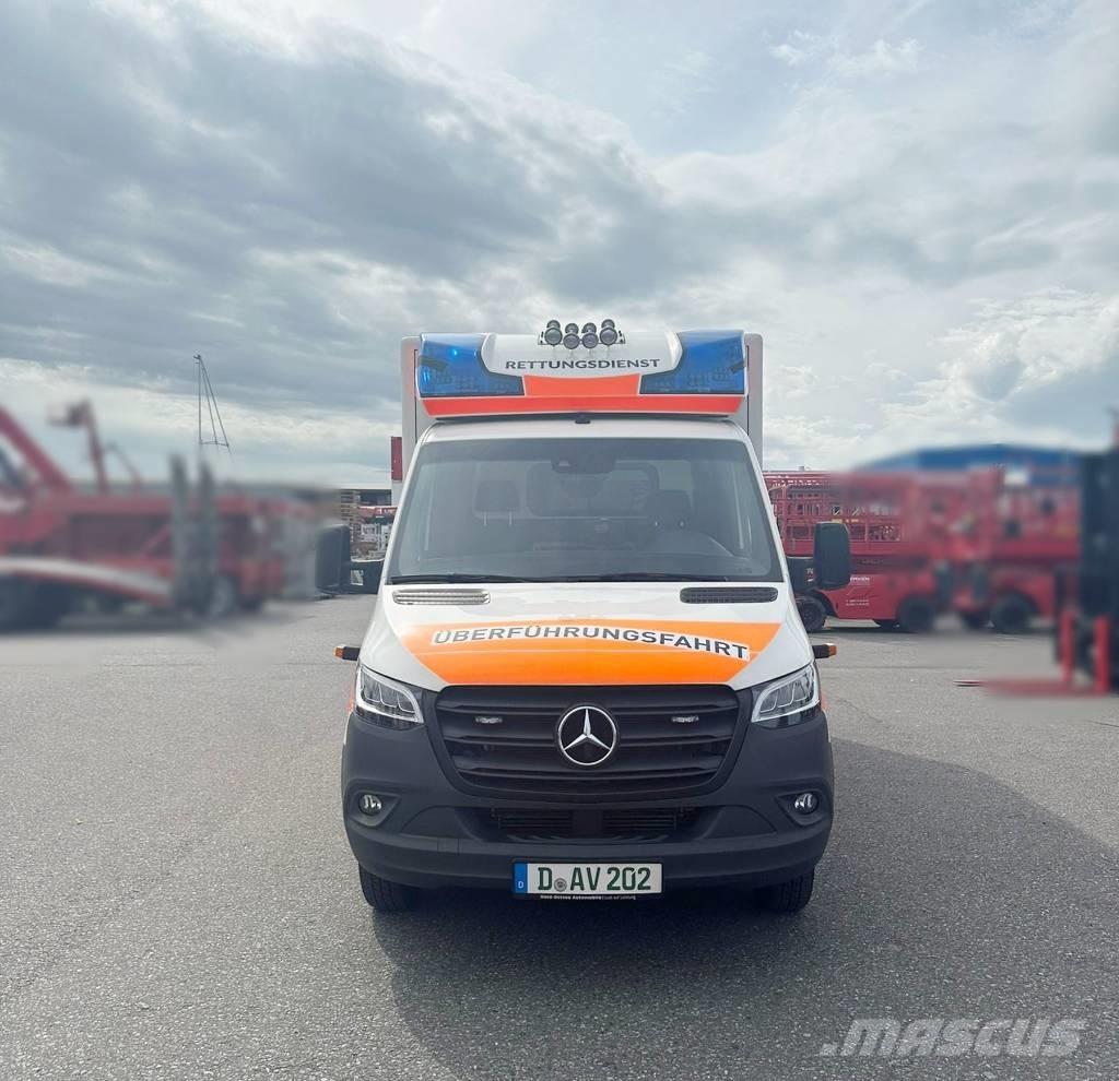 Mercedes-Benz 100 D Ambulante