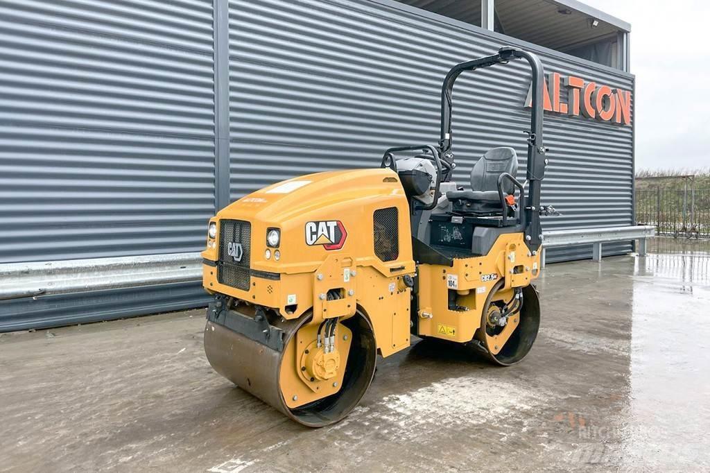 CAT CB2.5 GC Cilindri compactori dubli