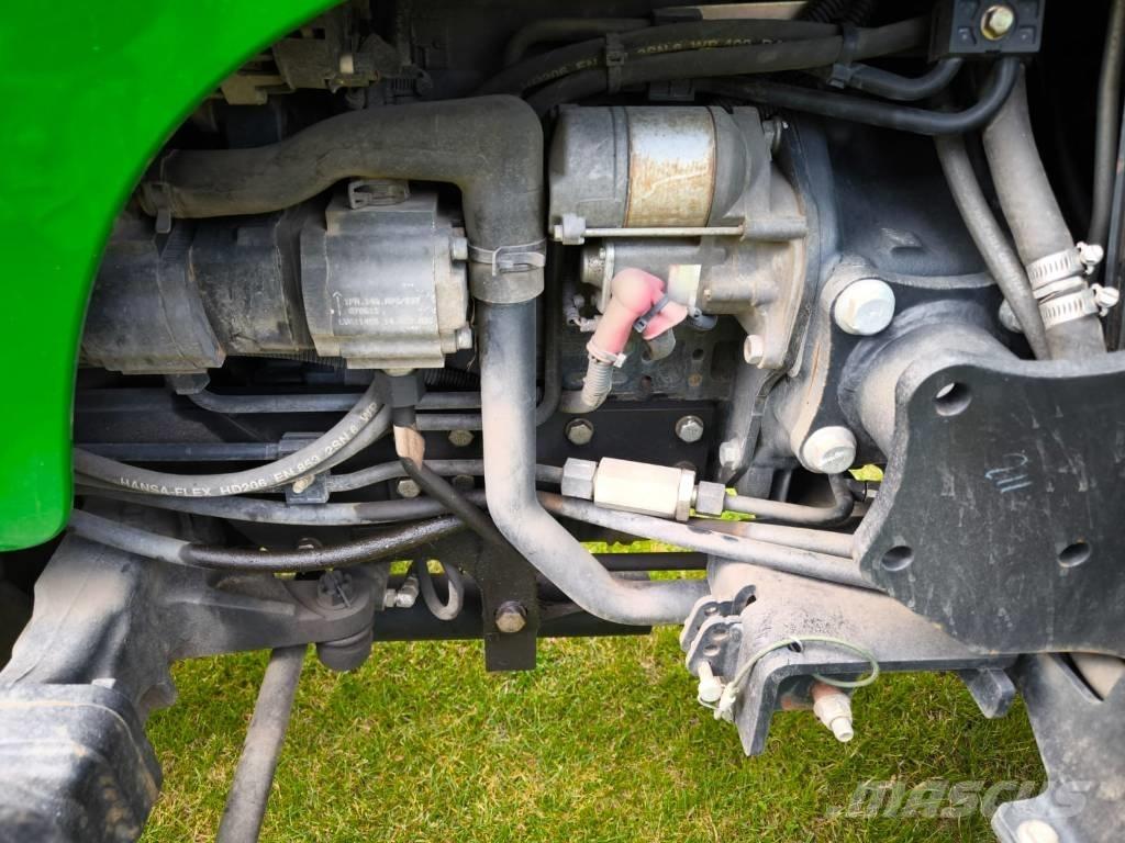 John Deere 3720 Tractoare compacte