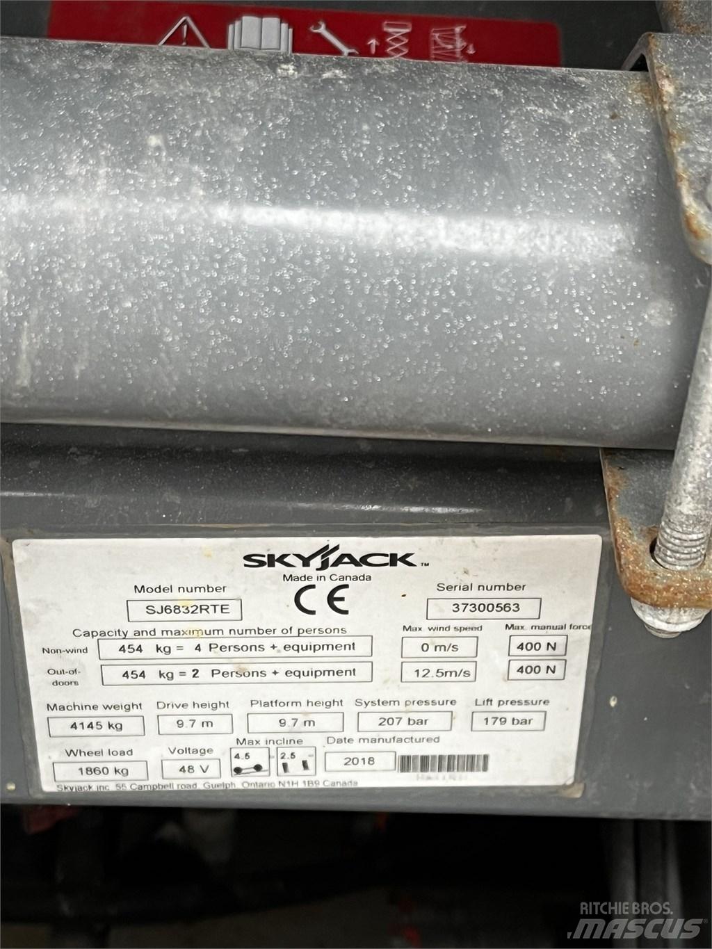 SkyJack SJ 6832 RTE Platforme foarfeca