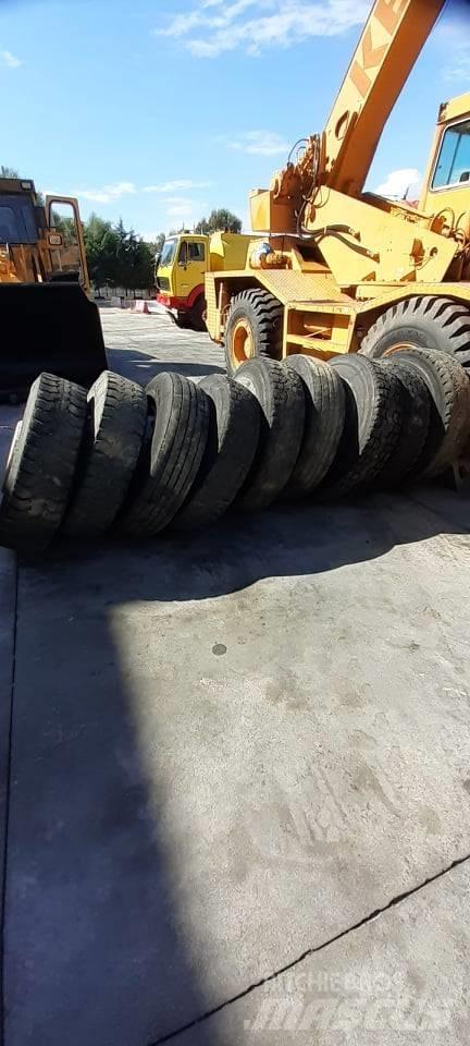 Bridgestone 13R22.5 Anvelope, roti si jante