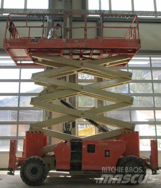 JLG 4394RT, 4x4 Platforme foarfeca