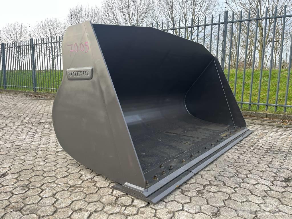 Volvo L 70 H Bucket Pistoane