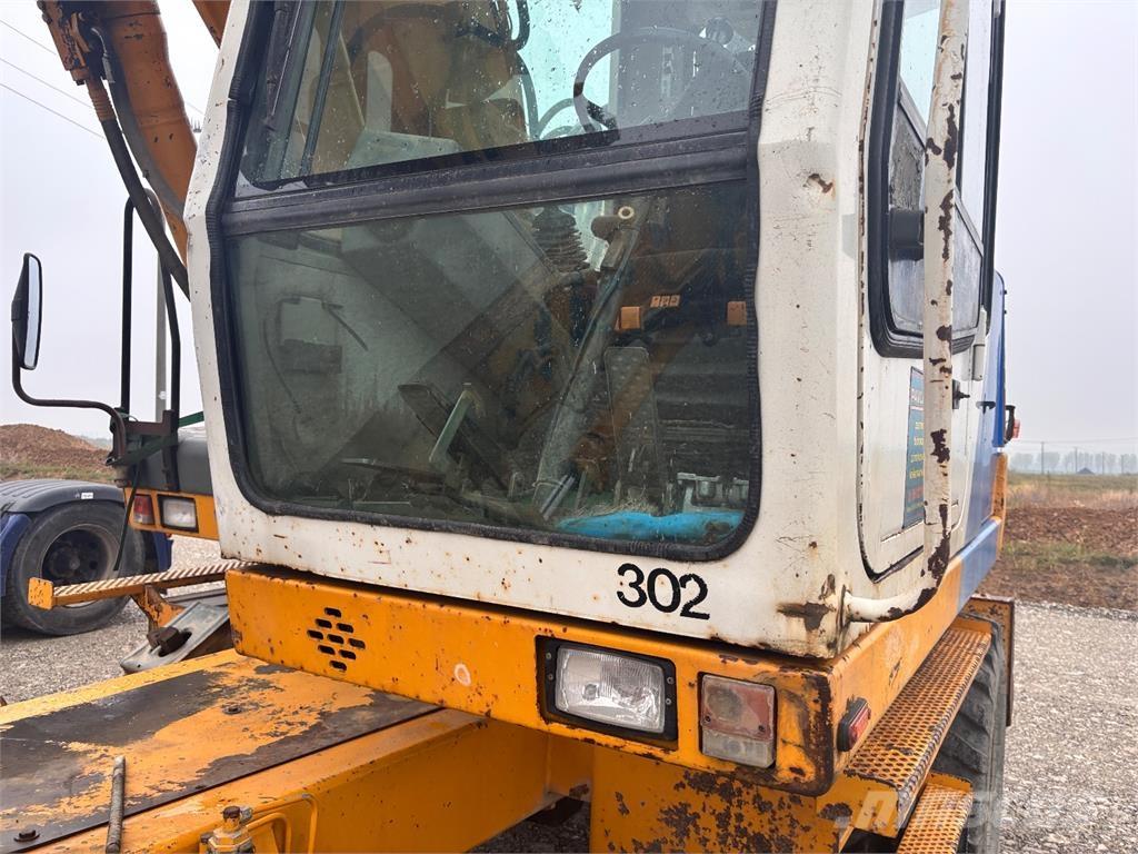 Liebherr A 312 Utilaje construcții - Altele