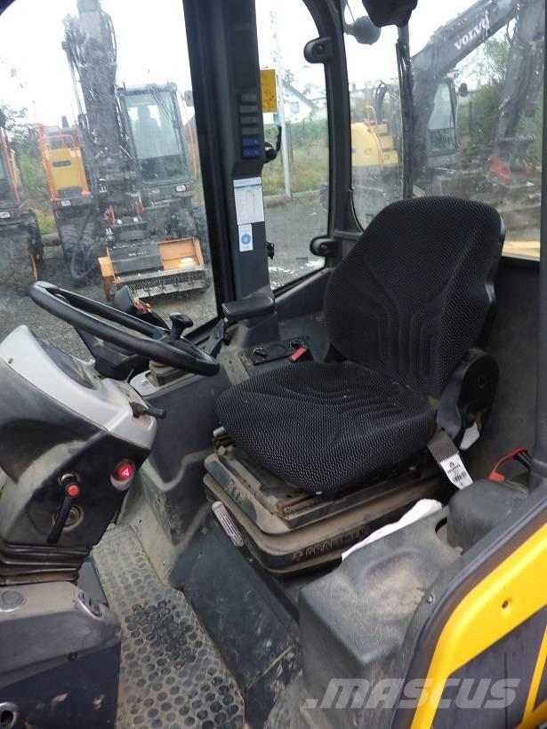 Schäffer 5470 Z Incarcator pe pneuri