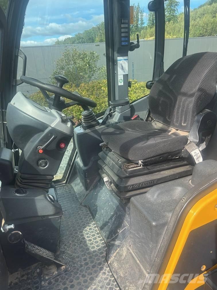 Schäffer 5470 Z Incarcator pe pneuri