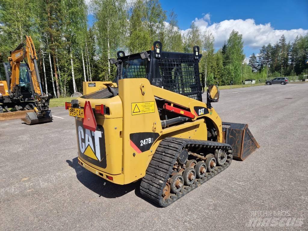 CAT 247 B 2 Mini incarcator
