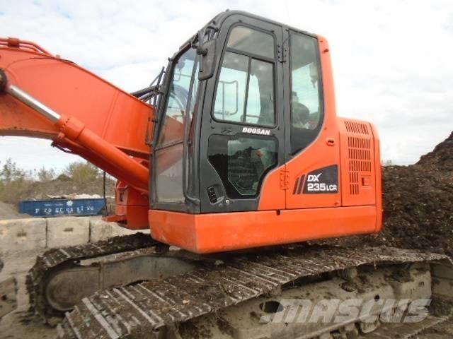 Doosan DX 235 LCR Excavatoare pe șenile

