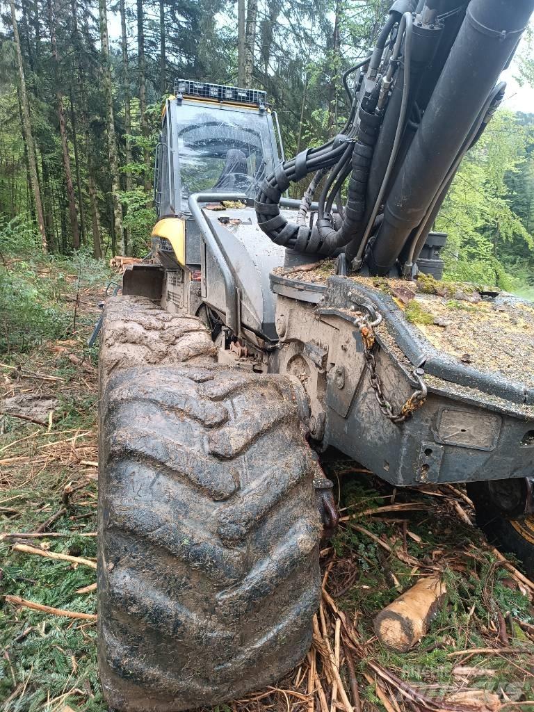 Ponsse Ergo 8W Combine forestiere