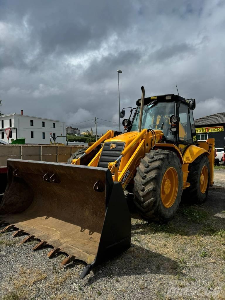 JCB 4 CX Buldoexcavatoare