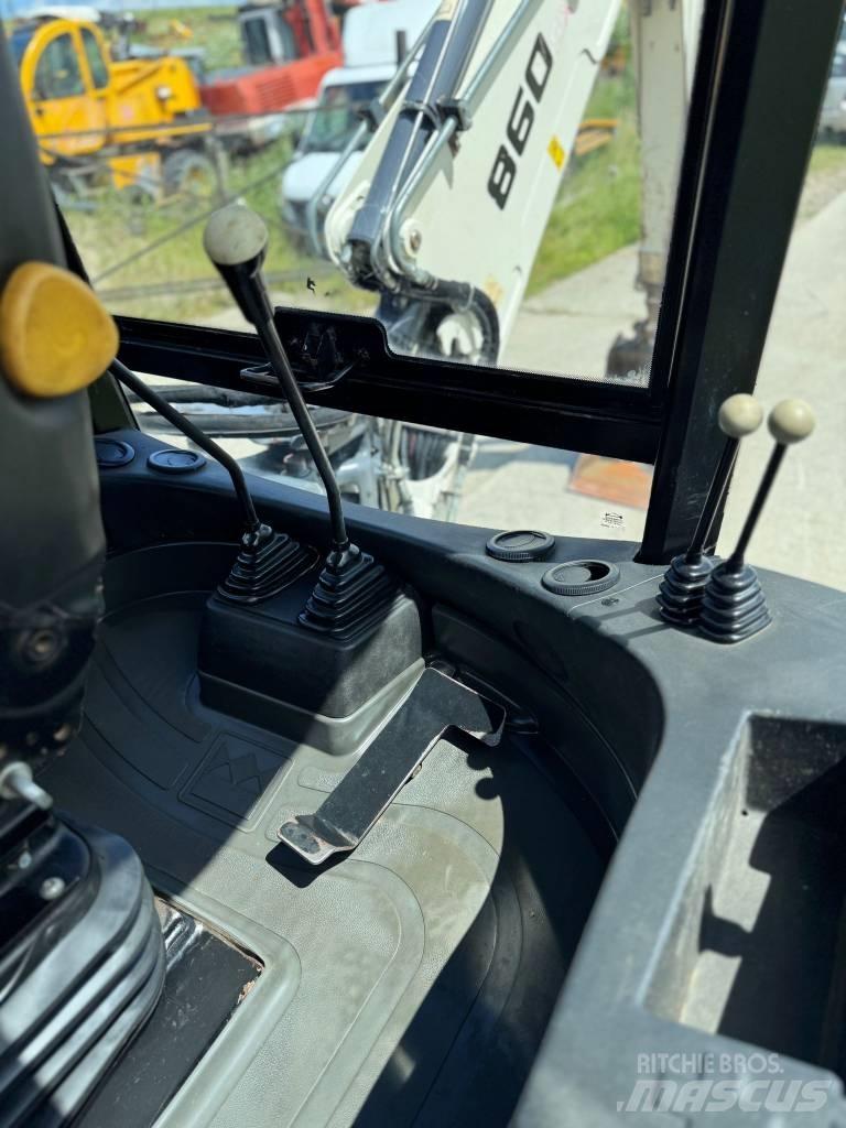 Terex 860 SX Buldoexcavatoare
