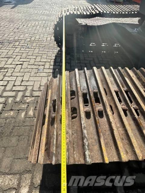 Hitachi ZX 130 Excavatoare pe șenile
