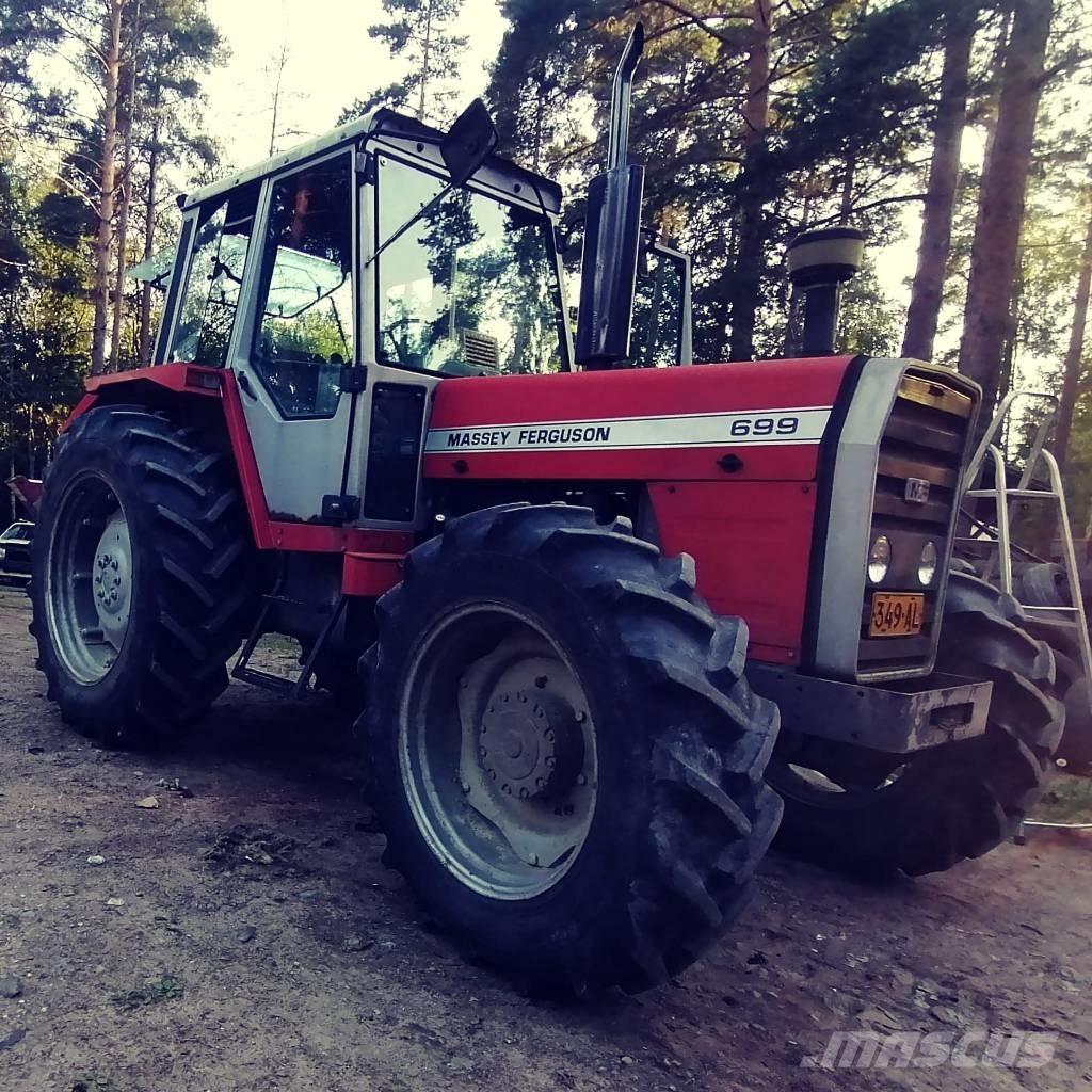 Massey Ferguson 699 Tractoare