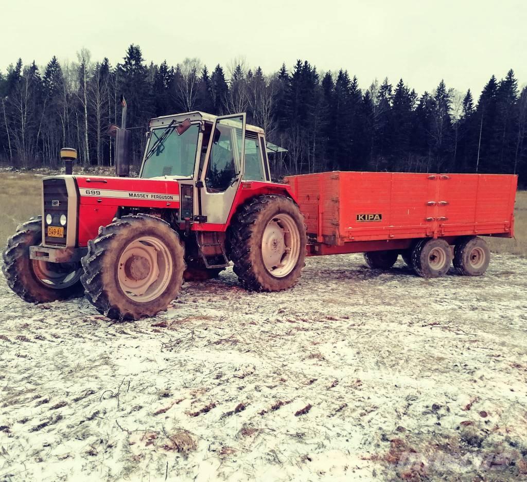 Massey Ferguson 699 Tractoare