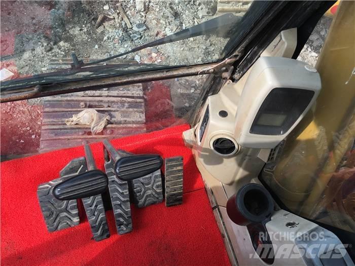 CAT 320 C L Excavatoare pe șenile
