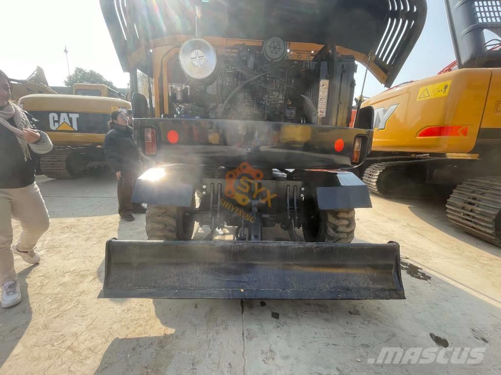 Hyundai 60w-9 Excavatoare cu roti