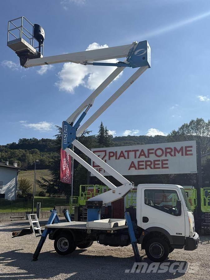 Socage DA320 Platforme aeriene montate pe camion