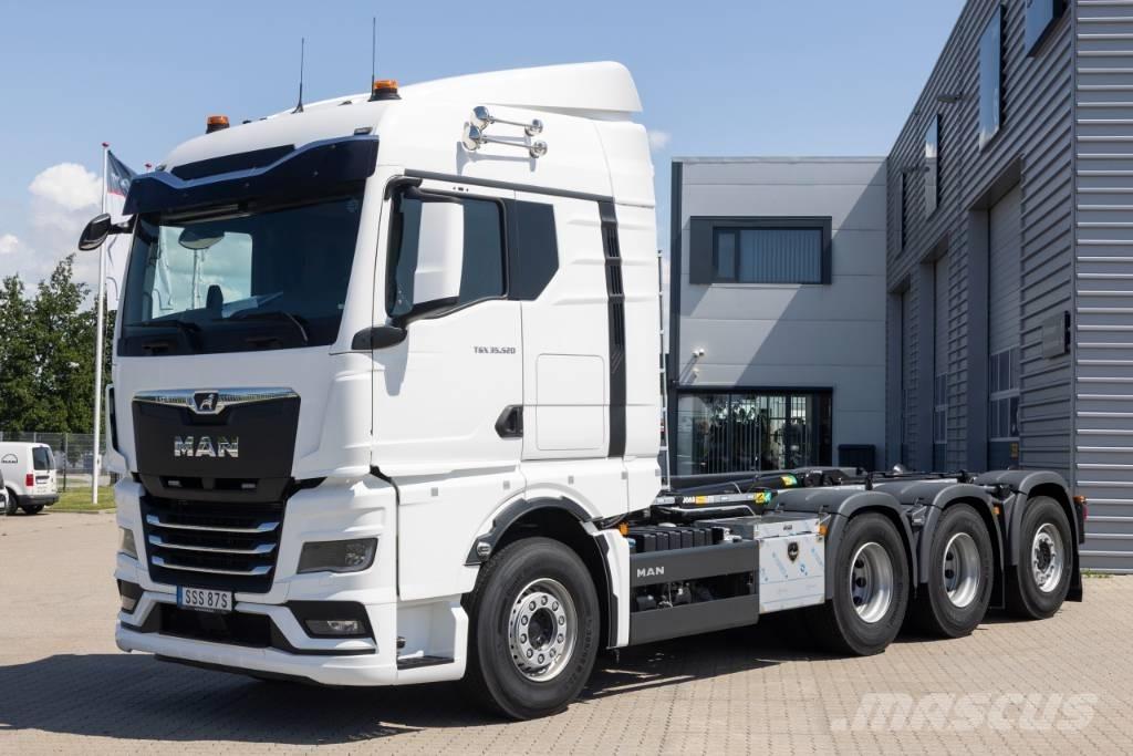 MAN TGX 35.520 Camion cu carlig de ridicare