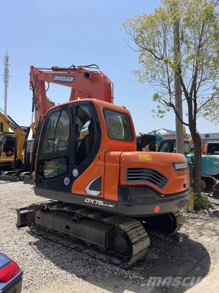 Doosan DX 75-9 C Excavatoare 7t - 12t